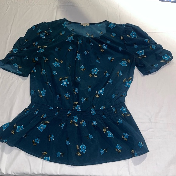 Lily White Tops - Lily green Teal Floral Puff Sleeve Blouse
